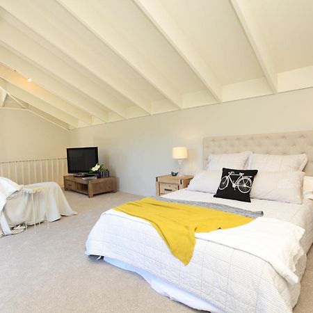 Cedar Park Bed&Breakfast Tamahere Rum bild